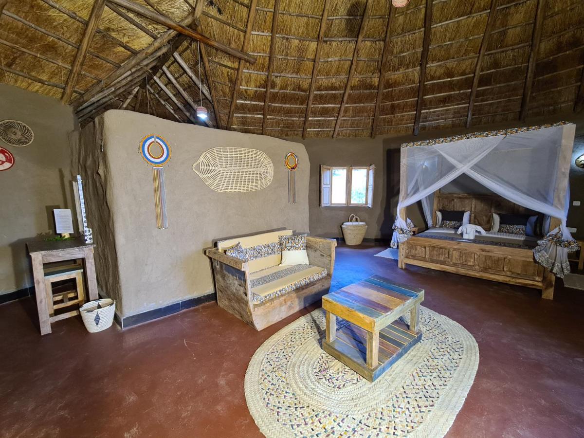 Africa Safari Maasai Boma Vila Serengeti Exterior foto