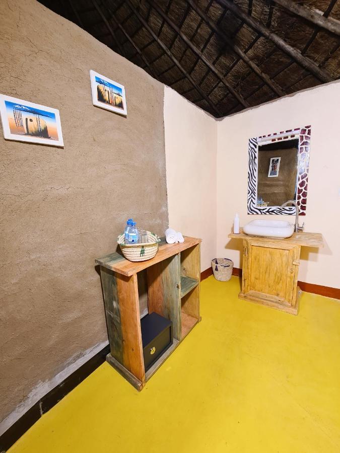 Africa Safari Maasai Boma Vila Serengeti Exterior foto