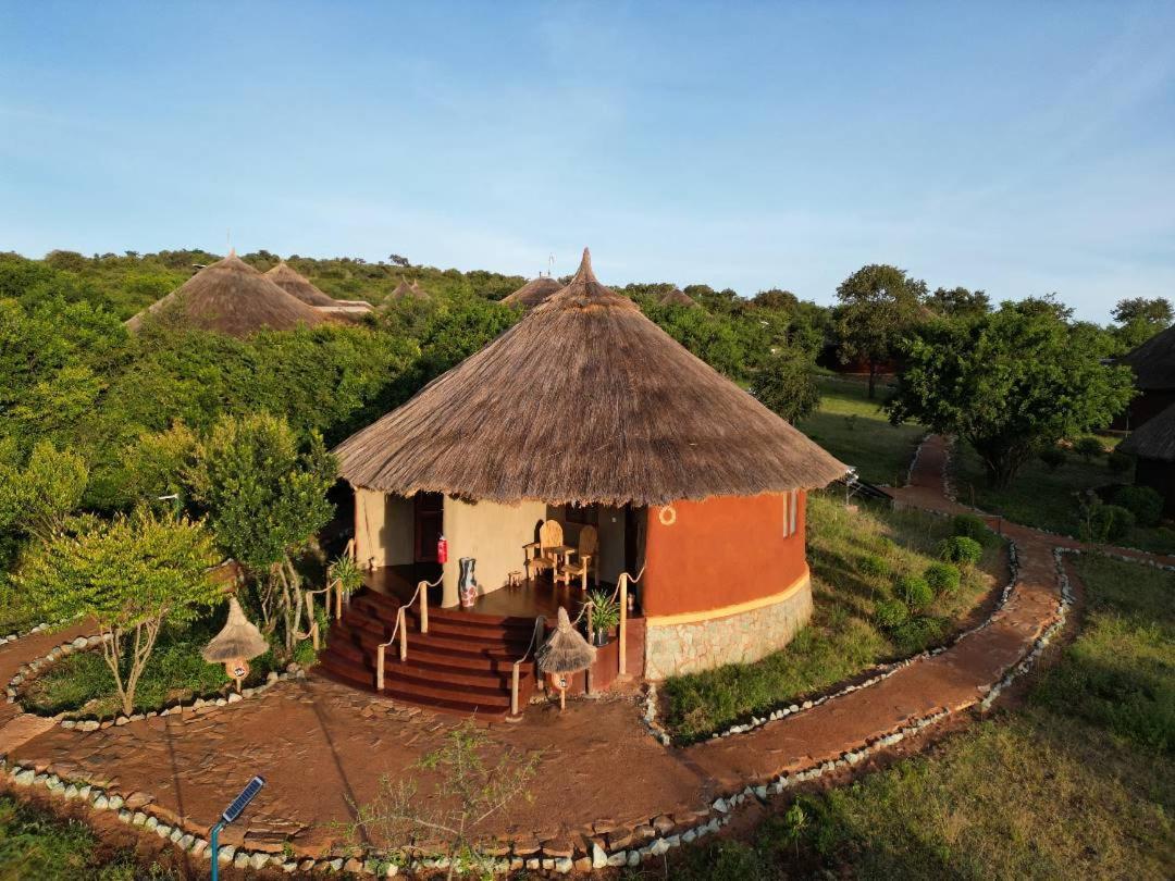 Africa Safari Maasai Boma Vila Serengeti Exterior foto